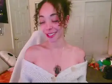 Chaturbate Nude Webcam of gunzinrose