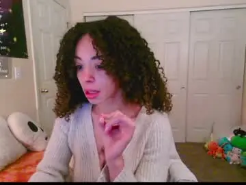 Chaturbate Best live sex cam show of gunzinrose