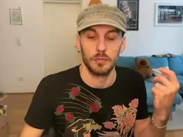 Chaturbate Adult Webcam of leonvampire
