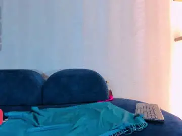 Chaturbate Live Sex Cam of naomi_viper_