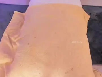 Chaturbate Best Webcam of ohyesly_