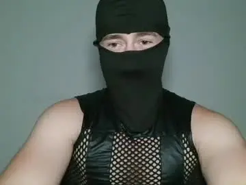 Chaturbate Live Sex Cam of phantomgent