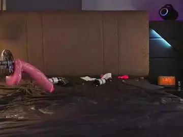 Chaturbate Free Porn Cam of samuelboytattoo