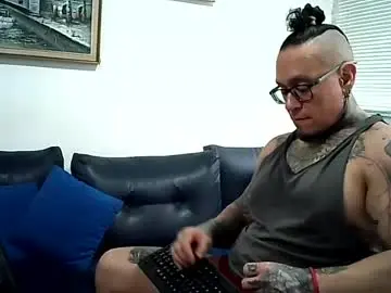 Chaturbate Nude Webcam of ayrton_naffah2