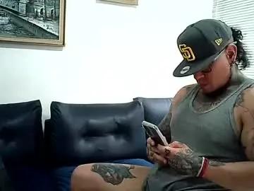 Chaturbate Free Live Porn of ayrton_naffah2