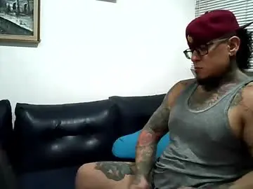 Chaturbate Watch Live Sex Cams of ayrton_naffah2