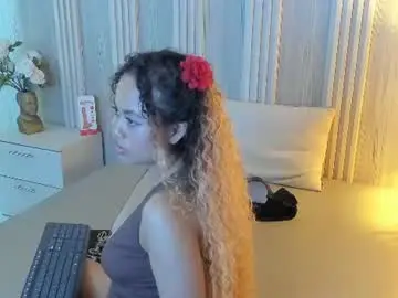 Chaturbate Best live sex cam show of curlymami_