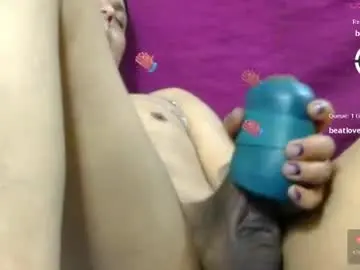 Chaturbate Adult Video Chat of chinoroz