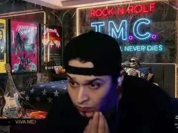 Chaturbate Best live sex cam show of chinoroz