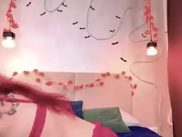 Chaturbate Live Sex Cam of lovely_lo