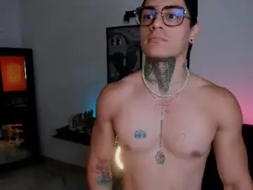 Chaturbate Sex Chat of simon_cortes