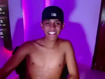 Chaturbate Free Porn Cam of tommy_joyer_