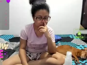 Chaturbate Live Sex Cam of bonnie_lam_
