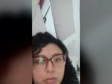 Chaturbate Live Sex Cam of bonnie_lam_