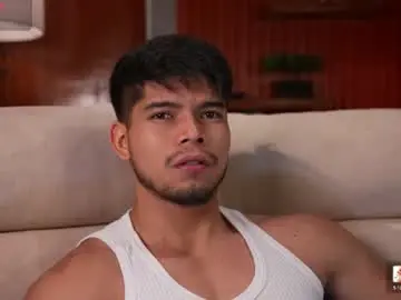 Chaturbate Live Sex Cam of capizzi_