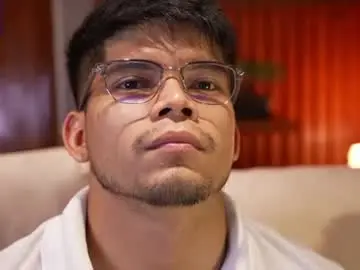 Chaturbate Free Porn Cam of capizzi_