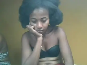 Chaturbate Live Sex Cam of francettee