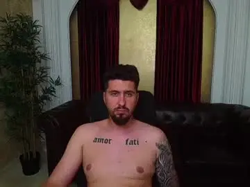 Chaturbate Live Sex Cam of loganstroud