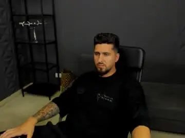 Chaturbate Watch Live Sex Cams of loganstroud
