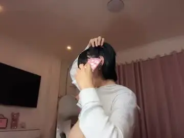 Chaturbate Live Sex Cam of yournaughtyprincessx