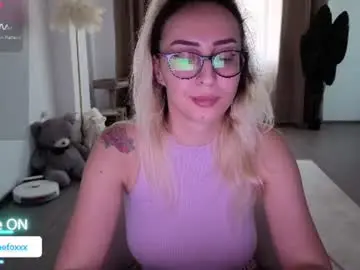 Chaturbate Adult Video Chat of hypefoxxx