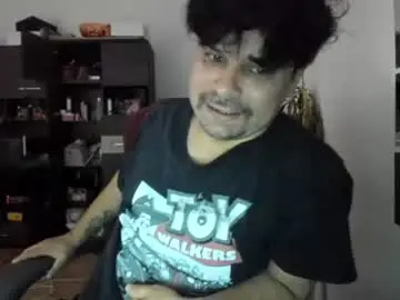 Chaturbate Live Sex Cam of lorenzoboy99