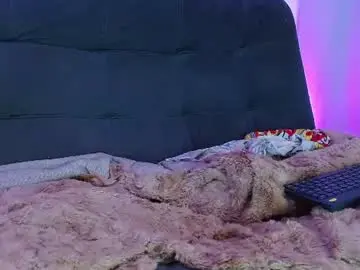 Chaturbate Free Live Porn of triiangel_latinboy