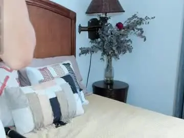 Chaturbate Best live sex cam show of christine_35