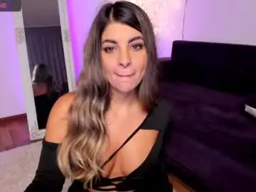 Chaturbate Live Sex Cam of queenofyouredreams