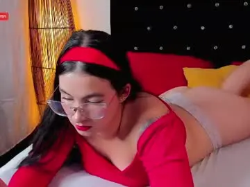 Chaturbate Nude Webcam of yuligiron48