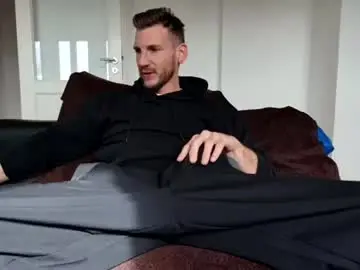Chaturbate Private Sex Chat of bigwhitecock_1989