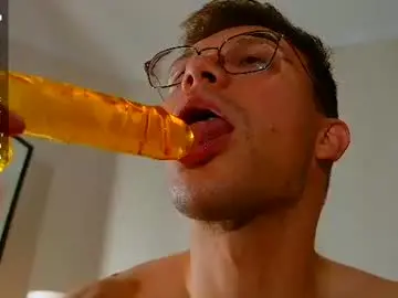 Chaturbate Live Sex of sweetbubble1