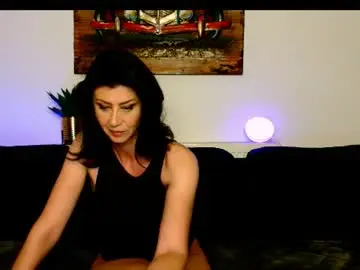 Chaturbate Live Sex Cam of taissa1