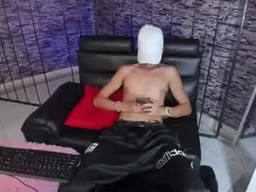 Chaturbate Live Porn of torn_boy