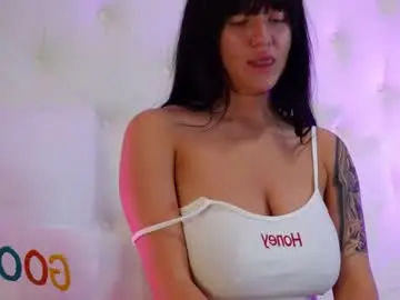 Chaturbate Nude Webcam of your_bustygirl