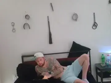 Chaturbate Nude Webcam of alexxxzander1