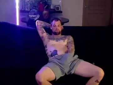 Chaturbate Live Sex Cam of alexxxzander1