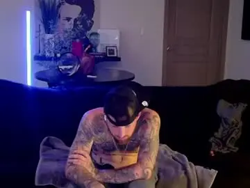 Chaturbate Watch Live Sex Cams of alexxxzander1