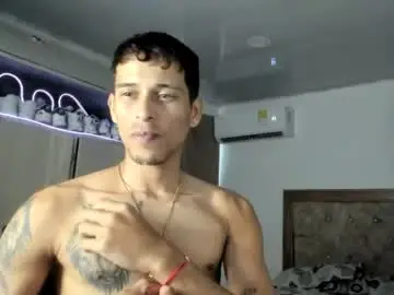 Chaturbate Best live sex cam show of carlossmi01