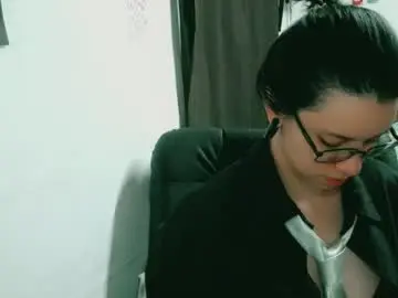 Chaturbate Adult Video Chat of dani_jocelyn