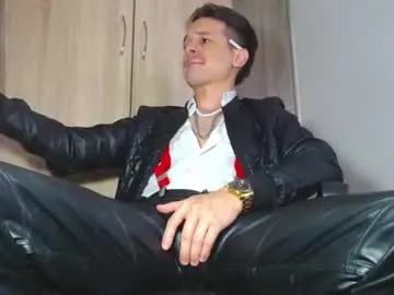 Chaturbate Best live sex cam show of leonal_oconer
