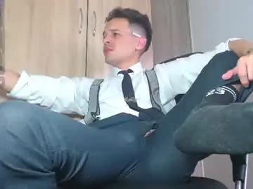 Chaturbate Free Live Porn of leonal_oconer