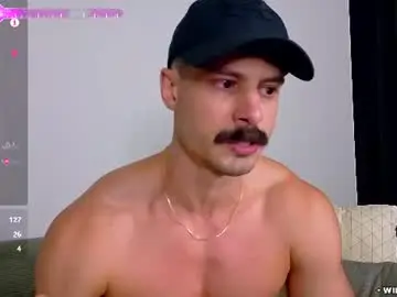 Chaturbate Sex Chat of willyumx