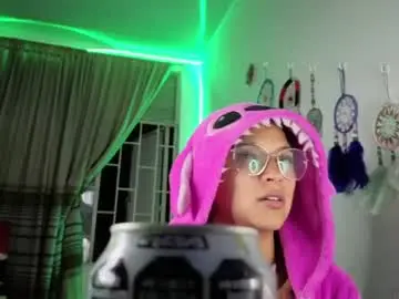 Chaturbate Best live sex cam show of zoe_khall