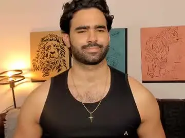 Chaturbate Best live sex cam show of bradleymartin7