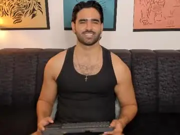 Chaturbate Live Porn of bradleymartin7