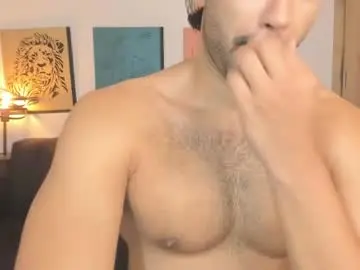 Chaturbate Best live sex cam show of bradleymartin7