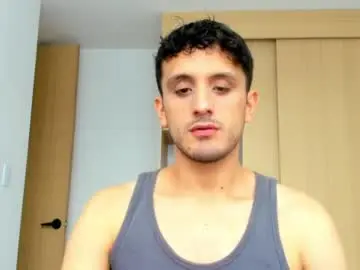 Chaturbate Live Porn of halle_collins