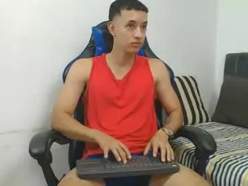 Chaturbate Free Porn Cam of jake_shadow14