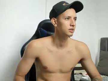Chaturbate Live Sex Cam of jake_shadow14